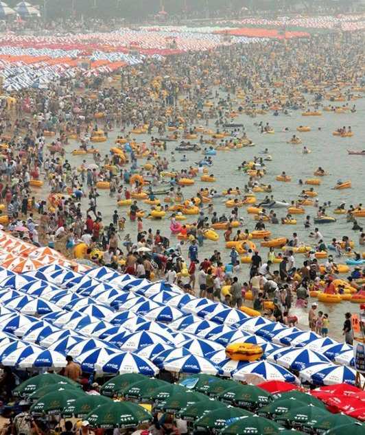 The Most Crowded Beach in World